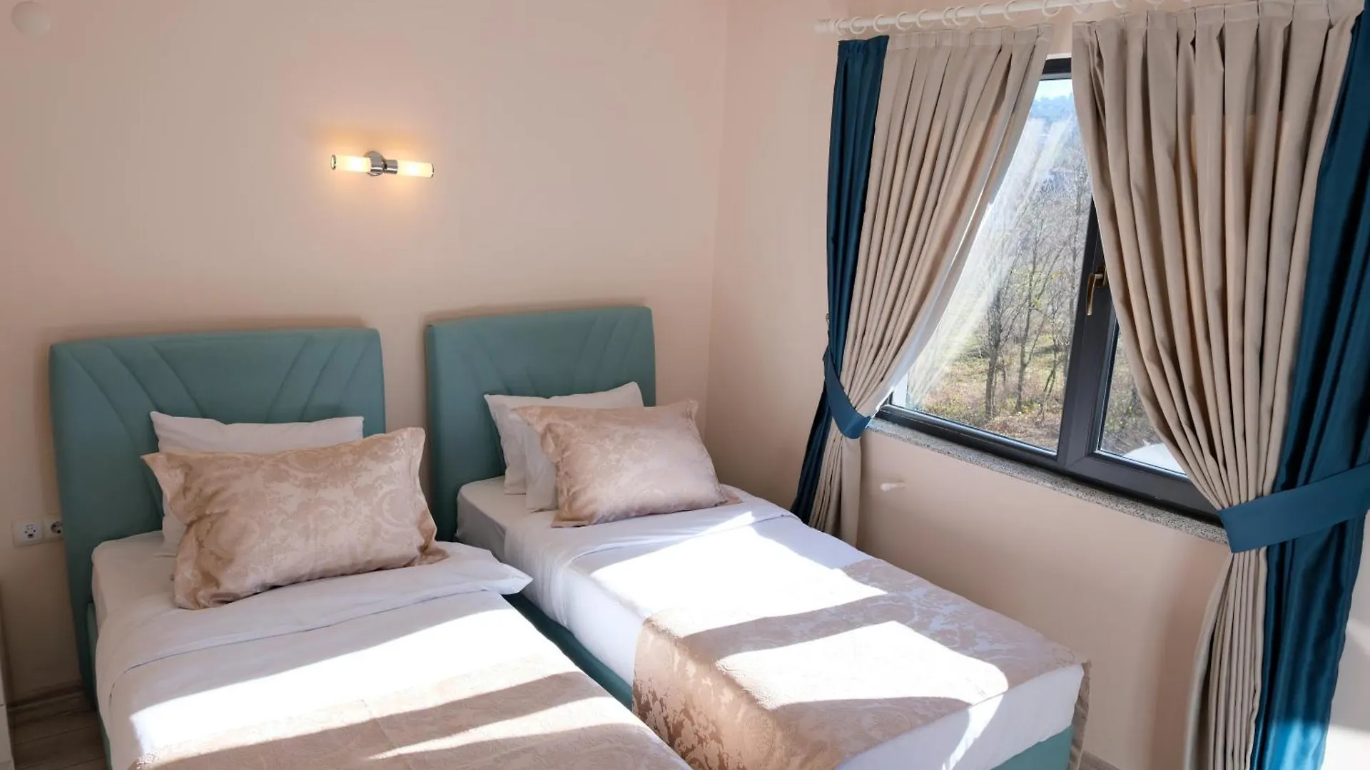 Sahin Tepesi Suite Otel Trebizonda 2*,  Turquia